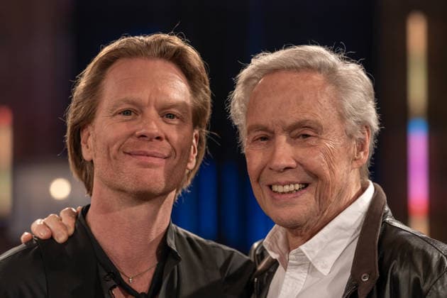 Kölner Treff on February 06, 2026 In the picture the Austrian actor, singer and TV presenter Peter Kraus on the right with son Mike Kraus, photographer and filmmaker Peter Kraus is considered the founder of German-language Rock™n Roll Susan Link and Anna Planken Mi
