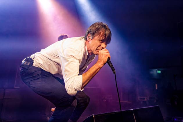 UK band Suede performing on stage at Liverpool University, Mountford Hall, UK as part of their 2026 ‘Antidepressants’ tour Brett Anderson, lead singer of Of Uk band Suede on stage At Liverpool University UK band Suede performing on stage at Liverpool University, Mountford Hall, UK as part of their 2026 ‘Antidepressants’ tour Liverpool United Kingdom Copyright: xAndyxVonxPipx xSOPAxImagesx 05--SUEDE-ANDY-VON-PIP