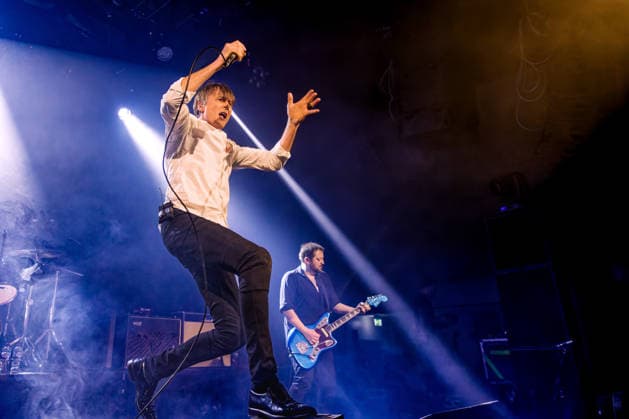 February 6, 2026, Liverpool, United Kingdom: Brett Anderson, lead singer of Of Uk band Suede jumps on stage At Liverpool University, shaking hands with fans UK band Suede performing on stage at Liverpool University, Mountford Hall, UK as part of their 2026 ˜Antidepressants™ tour Liverpool United Kingdom - ZUMAs197 20260206_aaa_s197_366 Copyright: xAndyxVonxPipx