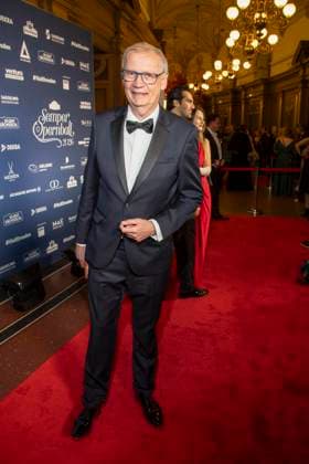 Günther Jauch Guenther as a guest on the red carpet at the 100 Sepmper Opera Ball at the Semper Opera in Dresden on February 6, 2026 Saxony Germany