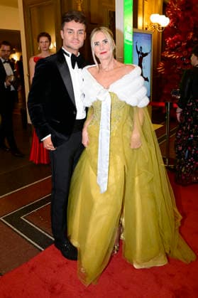 David Zschage with mother Kathrin Klesse at the 18 SemperOperaball 2026 in the Semper Opera Dresden, 06 02 2026 Foto:xM.xWehnertx xFuturexImagex semperopernball_6240