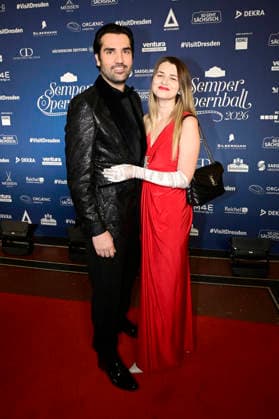 Jonathan Tetelman with his wife Andrea at the 18 SemperOperaball 2026 in the Semper Opera Dresden, 06 02 2026 Foto:xM.xWehnertx xFuturexImagex semperopernball_6261