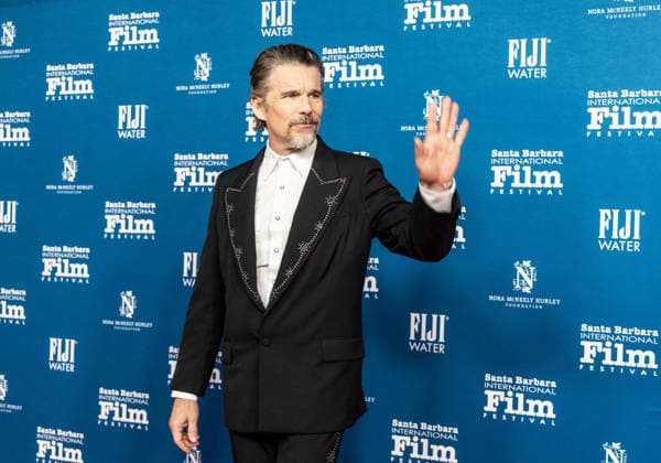 February 6, 2026, Santa Barbara, California, USA: Ethan Hawke is the on the Red Carpet as the recipient of the 2026 American Riviera Award at the 41st Santa Barbara International Film Festival (SBIFF), held at the historic Arlington Theatre in downtown Santa Barbara, CA. Santa Barbara USA - ZUMAk144 20260206_znp_k144_020 Copyright: xAmyxKatzx