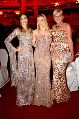 Cathy Hummels, Stefanie Hertel and Kamilla Senjo at the 18 SemperOperaball 2026 in the Semper Opera Dresden, 06 02 2026 Foto:xM.xWehnertx xFuturexImagex semperopernball_6423