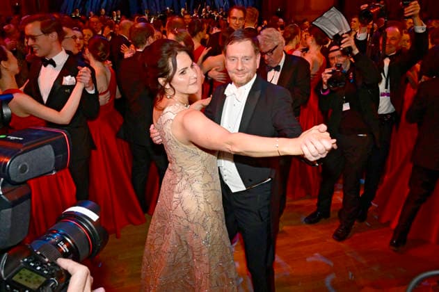 Michael Kretschmer with partner Annett Hofmann at the 18 SemperOperaball 2026 in the Semper Opera Dresden, 06 02 2026 Foto:xM.xWehnertx xFuturexImagex semperopernball_6458