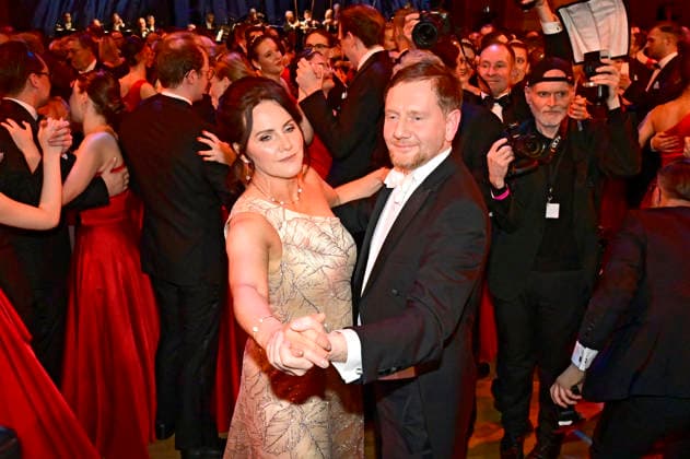Michael Kretschmer with partner Annett Hofmann at the 18 SemperOperaball 2026 in the Semper Opera Dresden, 06 02 2026 Foto:xM.xWehnertx xFuturexImagex semperopernball_6459