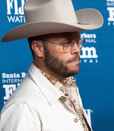 February 6, 2026, Santa Barbara, California, USA: Charley Crockett on the Red Carpet at the 41st Santa Barbara International Film Festival (SBIFF), held at the historic Arlington Theatre in downtown Santa Barbara, CA. He is featuring his documrntary, Ã¢â‚¬oeCowboy in London. Santa Barbara USA - ZUMAk144 20260206_znp_k144_053 Copyright: xAmyxKatzx