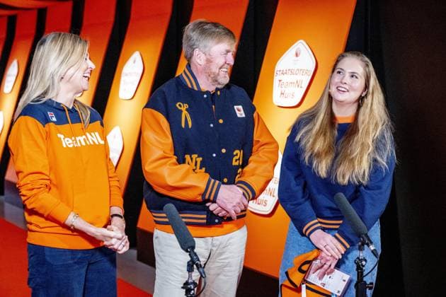 MILAN - Queen Maxima, Princess Amalia, and King Willem-Alexander visit the TeamNL House during the Olympic Games in Milan. ROBIN UTRECHT ANP netherlands out - belgium out  Copyright: xx x549912883x originalFilename: 549912883.jpg