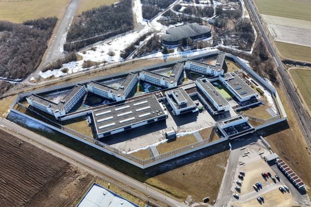 Luftaufnahme,Luftbild JVA Gablingen bei Augsburg. Justizvollzugsanstalt. *** Aerial view,Aerial view JVA Gablingen near Augsburg correctional facility