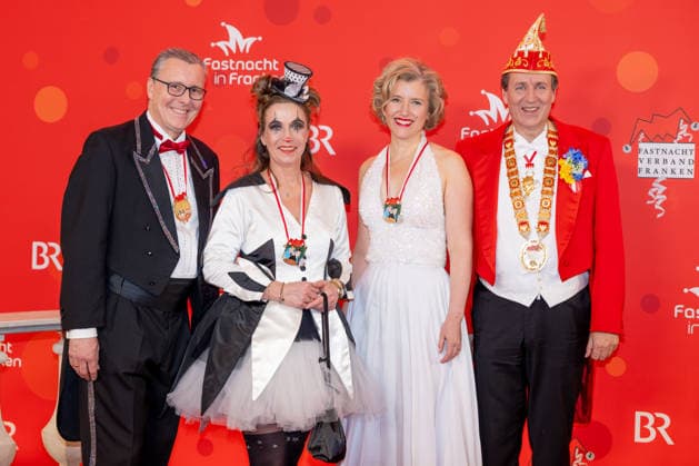In the picture from left 1 Mayor of Veitshoechheim Juergen Goetz, Anja Miller Studio Manager, Julia Goetz and The President of the Franconian Carnival Association, Marco Anderlik Veitshoechheim, Mainfrankensaele, 06 02 2026, Fastnacht in Franken 2026 Copyright: HMBxMedia xJulienxBecker