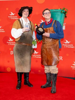 In the picture from left the Second Mayor of Bamberg, Jonas Gluesenkamp and Lord Mayor of Wuerzburg Martin Heilig Veitshoechheim, Mainfrankensaele, 06 02 2026, Fastnacht in Franken 2026 Copyright: HMBxMedia xJulienxBecker