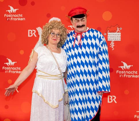 In the picture from left Ms. Gabriele Rainer and Federal Minister of Agriculture Alois Rainer CSU Veitshoechheim, Mainfrankensaele, 06 02 2026, Fastnacht in Franken 2026 Copyright: HMBxMedia xJulienxBecker