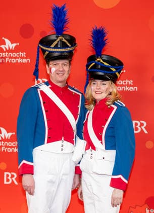 Pictured from left The Bavarian State Secretary for the Interior, Sport and Integration, Sandro Kirchner CSU with his wife Heike Veitshoechheim, Mainfrankensaele, 06 02 2026, Fastnacht in Franken 2026 Copyright: HMBxMedia xJulienxBecker