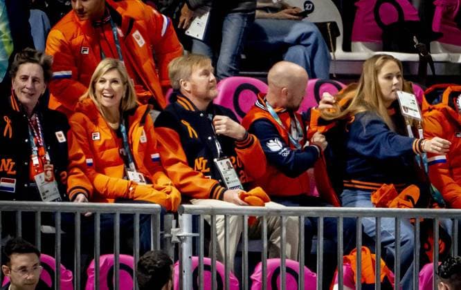 MILAN - Queen Maxima, Princess Amalia, and King Willem-Alexander visit the women s 3000 meters Milano Speed Skating Stadium during the Milan Cortina 2026 Winter Olympics. ROBIN UTRECHT ROBIN UTRECHT ANP netherlands out - belgium out  Copyright: xx x549926643x originalFilename: 549926643.jpg
