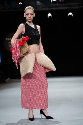Modad catwalk during Madrid Fashion Week in Madrid - 07 Feb 2026 A model walks the runway in a design by designer CSDMM at the Momad catwalk during the Madrid Fashion Week at Ifema. Madrid Spain Copyright: xAtilanoxGarciax xSOPAxImagesx photos04467