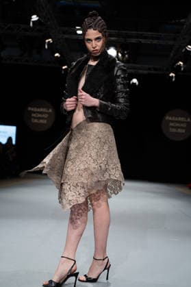 Modad catwalk during Madrid Fashion Week in Madrid - 07 Feb 2026 A model walks the runway in a design by designer CSDMM at the Momad catwalk during the Madrid Fashion Week at Ifema. Madrid Spain Copyright: xAtilanoxGarciax xSOPAxImagesx photos04476