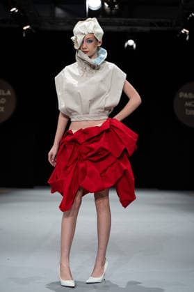 Modad catwalk during Madrid Fashion Week in Madrid - 07 Feb 2026 A model walks the runway in a design by designer CSDMM at the Momad catwalk during the Madrid Fashion Week at Ifema. Madrid Spain Copyright: xAtilanoxGarciax xSOPAxImagesx photos04482