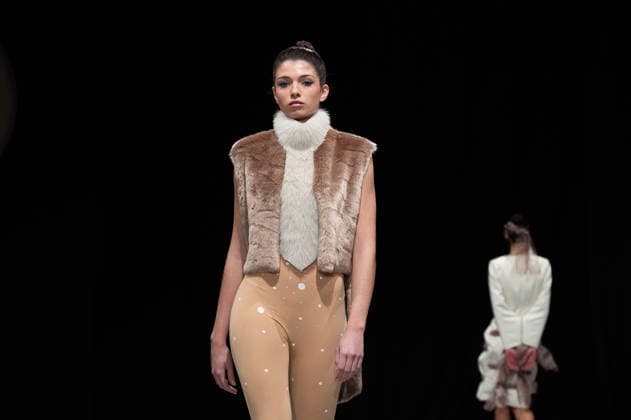 Modad catwalk during Madrid Fashion Week in Madrid - 07 Feb 2026 A model walks the runway in a design by designer CSDMM at the Momad catwalk during the Madrid Fashion Week at Ifema. Madrid Spain Copyright: xAtilanoxGarciax xSOPAxImagesx photos04486