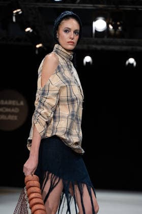 Modad catwalk during Madrid Fashion Week in Madrid - 07 Feb 2026 A model walks the runway in a design by designer CSDMM at the Momad catwalk during the Madrid Fashion Week at Ifema. Madrid Spain Copyright: xAtilanoxGarciax xSOPAxImagesx photos04499