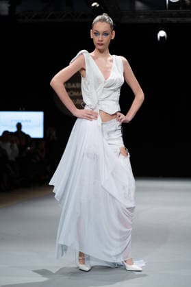Modad catwalk during Madrid Fashion Week in Madrid - 07 Feb 2026 A model walks the runway in a design by designer CSDMM at the Momad catwalk during the Madrid Fashion Week at Ifema. Madrid Spain Copyright: xAtilanoxGarciax xSOPAxImagesx photos04502