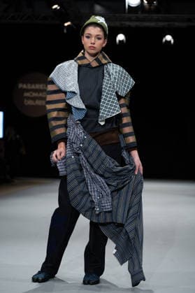 Modad catwalk during Madrid Fashion Week in Madrid - 07 Feb 2026 A model walks the runway in a design by designer CSDMM at the Momad catwalk during the Madrid Fashion Week at Ifema. Madrid Spain Copyright: xAtilanoxGarciax xSOPAxImagesx photos04506