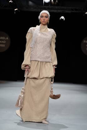 Modad catwalk during Madrid Fashion Week in Madrid - 07 Feb 2026 A model walks the runway in a design by designer CSDMM at the Momad catwalk during the Madrid Fashion Week at Ifema. Madrid Spain Copyright: xAtilanoxGarciax xSOPAxImagesx photos04508