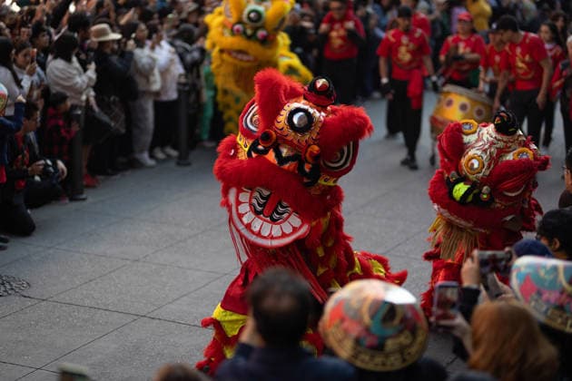 Chinese New Year celebrations in Mexico City MEXICO CITY, MEXICO - FEBRUARY 07: Lion dancers take part in a parade as spectators watch, during Chinese New Year celebrations through the streets of the city center, in Mexico City, Mexico on February 07, 2026. Dozens of dragon and lion dancers paraded close to spectators in Mexico City s center, marking the start of Chinese New Year celebrations, the Year of the Horse. Daniel Cardenas Anadolu Mexico City Mexico. Editorial use only. Please get in touch for any other usage.  Copyright: x2026xAnadoluxDanielxCardenasx