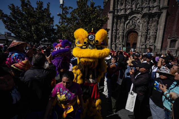 Chinese New Year celebrations in Mexico City MEXICO CITY, MEXICO - FEBRUARY 07: Lion dancers take part in a parade as spectators watch, during Chinese New Year celebrations through the streets of the city center, in Mexico City, Mexico on February 07, 2026. Dozens of dragon and lion dancers paraded close to spectators in Mexico City s center, marking the start of Chinese New Year celebrations, the Year of the Horse. Daniel Cardenas Anadolu Mexico City Mexico. Editorial use only. Please get in touch for any other usage.  Copyright: x2026xAnadoluxDanielxCardenasx