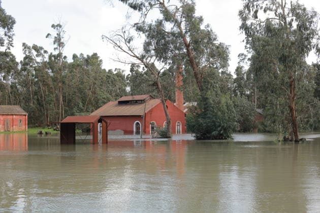 Severe flooding inundates museum area in Portugal SEIXAL, PORTUGAL - FEBRUARY 7: An old museum and its surrounding area are flooded by a large amount of water following severe flooding in Seixal, near Lisbon, Portugal, on February7, 2026. Andre Luis Alves Anadolu Portugal Portugal. Editorial use only. Please get in touch for any other usage.  Copyright: x2026xAnadoluxAndrexLuisxAlvesx