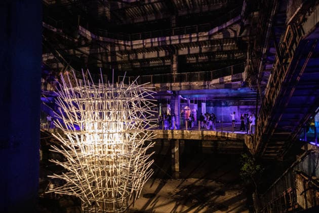 Bangkok Design Week 2026 in Bangkok, Thailand - 08 Feb 2026 Art Installation named New World New Pulse , a kinetic sculpture reflecting the area’s vibrant spirit inside an abandoned shopping mall during Bangkok Design Week 2026. Bangkok Design Week 2026, themed Design SOS is an expansive festival celebrating creativity and design across Bangkok. Held from January 29 to February 08, showcasing innovative design solutions and fostering positive energy amidst challenges. It promotes Bangkok s status as a UNESCO Creative City of Design, attracting creatives and visitors to explore and contribute to the city s vibrant design landscape. Bangkok Thailand Copyright: xGuillaumexPayenx xSOPAxImagesx GUI_PAYEN_08FEB2026_131A8611