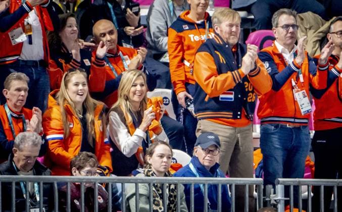 MILAN - Queen Maxima, Princess Amalia, and King Willem-Alexander in the men s 5,000-meter speed skating final at the Milan Speed Skating Stadium, Milan Cortina 2026 Olympic Winter Games. ROBIN UTRECHT ANP netherlands out - belgium out  Copyright: xx x550040693x originalFilename: 550040693.jpg