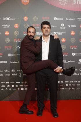 Photocall of the Gaudí Awards in Barcelona Screenwriters Eduard Solà i and Cesc Gay d during the photocall of the Gaudí Awards, on February 8, 2026, in Barcelona, Catalonia Spain The 18 Gaudí Awards of the Catalan Film Academy will be presented this Sunday at a gala at the Gran Teatre del Liceu in Barcelona in an edition with Romería , by Carla Simón, with 13 nominations, Sirat , by Oliver Laxe, with 12, and Sorda , by Eva Libertad, with 10, leading the choices 08 FEBRUARY 2026 PREMIS GAUDÍ BARCELONA Kike Rincó Barcelona Catalunya Catalunya Barcelona Catalunya Espana Copyright: xKikexRinconx 7275974