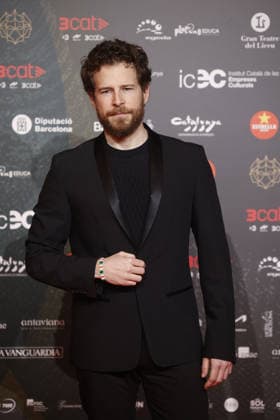 Photocall of the Gaudí Awards in Barcelona Actor Álvaro Cervantes during the photocall of the Gaudí Awards, on February 8, 2026, in Barcelona, Catalonia Spain The 18th Gaudí Awards of the Catalan Film Academy will be presented this Sunday at a gala at the Gran Teatre del Liceu in Barcelona in an edition with Romería , by Carla Simón, with 13 nominations, Sirat , by Oliver Laxe, with 12, and Sorda , by Eva Libertad, with 10, leading the choices 08 FEBRUARY 2026 PREMIS GAUDÍ BARCELONA Kike Rincó Barcelona Catalunya Catalunya Barcelona Catalunya Espana Copyright: xKikexRinconx 7275997