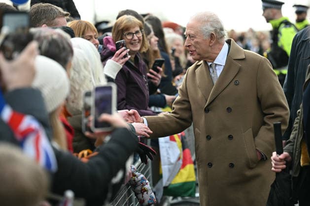 . 09 02 2026. Clitheroe, United Kingdom. King Charles III during a visit to Clitheroe in Lancashire, United Kingdom.  xPoolx xi-Imagesx IIM-26557-0008