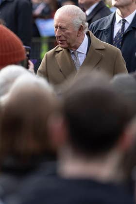 Image Licensed to Parsons Media. 09 02 2026. Clitheroe, United Kingdom. The King visits Lancashire. Clitheroe Train Station. His Majesty King Charles III greets members of the public as he arrives at Clitheroe Train Statoun for a day of visits in Lancashire.  Copyright: xRyanxJenkinsonx xParsonsxMediax PAR-9184-0081