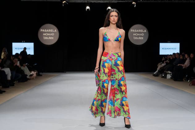 February 9, 2026, Madrid, Madrid, Spain: The model walks the runway at the MOMAD International Fashion Show, wearing designs by students from the ACQUADICOCCO, Madrid School of Fashion Design), Madrid, (02.06.26) Madrid Spain  - ZUMAc312 20260209_zsp_c312_001 Copyright: xOscarxManuelxSanchezx