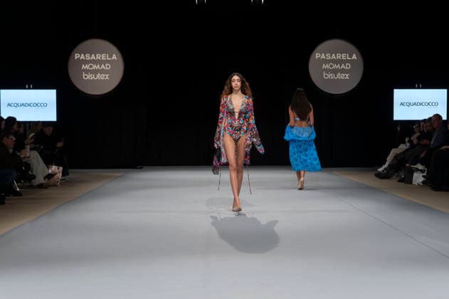 February 9, 2026, Madrid, Madrid, Spain: The model walks the runway at the MOMAD International Fashion Show, wearing designs by students from the ACQUADICOCCO, Madrid School of Fashion Design), Madrid, (02.06.26) Madrid Spain  - ZUMAc312 20260209_zsp_c312_033 Copyright: xOscarxManuelxSanchezx