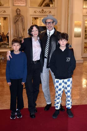 February 9, 2026, Milan, Rome, Italy: 09 02 2026 Milan, Welcome cocktail for the guests of the Opening Ceremony of the Milan Cortina 2026 Olympics at the Teatro alla Scala. - in the photo: Jeff Goldblum, his wife Emilie Livingston, and their children Charlie Ocean, River Joe Milan Italy  - ZUMAa289 20260209_zia_a289_078 Copyright: xMax Agfx