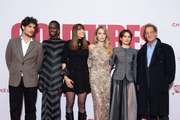 Couture Paris Film Premiere Louis Garrel, Anyier Anei, Alice Winocour, Angelina Jolie, Ella Rumpf and Vincent Lindon attends Couture Paris Film Premiere at Pathe Palace on February 09, 2026 in Paris, France. Photo by Nasser Berzane ABACAPRESS.COM Paris France  Copyright: xBerzanexNasser ABACAx
