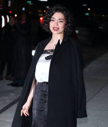 Celebs At The Marc Jacobs Fashion Show - NYC Auli?i Cravalho attends the Marc Jacobs show during the New York Fashion Week in New York on February 9, 2026. Photo by Charles Guerin ABACAPRESS.COM New York city NY United Arab Emirates  Copyright: xGuerinxCharles ABACAx
