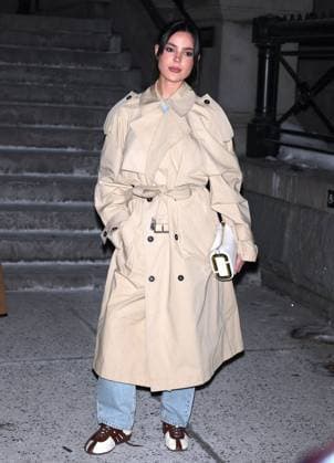 Celebs At The Marc Jacobs Fashion Show - NYC Ella Mendelsohn attends the Marc Jacobs show during the New York Fashion Week in New York on February 9, 2026. Photo by Charles Guerin ABACAPRESS.COM New York city NY United Arab Emirates  Copyright: xGuerinxCharles ABACAx