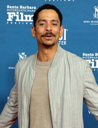 41st Santa Barbara International Film Festival: iHammond Cinema Vanguard Award at The Arlington Theatre Featuring: Charlie Barnett Where: Los Angeles, California, United States When: 09 Feb 2026 Credit: Faye s Vision Cover Images EDITORIAL USE ONLY. NOT FOR USE BY NEWSPAPERS BASED IN THE UK. Copyright: xx coverimg55451471