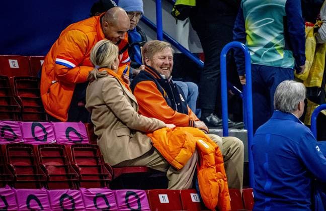 MILAN - Queen Maxima and King Willem-Alexander in the stands of the Milan Ice Skating Area during the qualifying competition for the women s 500 meters at the Milan Cortina 2026 Winter Olympics. ROBIN UTRECHT ANP netherlands out - belgium out  Copyright: xx x550223527x originalFilename: 550223527.jpg