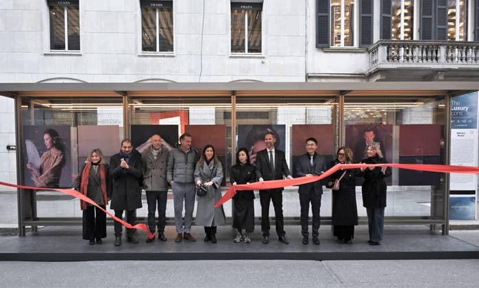 Milan, Italy The Luxury Icons inauguration and presentation at the MonteNapoleone District, the initiative included in the program of the Cultural Olympics of Milan Cortina 2026. In the photo: institutional ribbon cutting with Alessia Cappello, Councilor for Economic Development and Labor Policies of the Municipality of Milan, Guglielmo Miani, president of MonteNapoleone district, Barbara Ricci, CEO of Giorgio Linea, Annalisa Cardinale, director of RODO, Stefano Mologni, Chen Man, photographer of the exhibition with other event organizers. Copyright: xNickxZonnax xipa-agency.netx xNickxZonnax IPA_Agency_IPA71223136