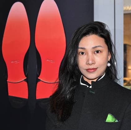 Milan, Italy The Luxury Icons inauguration and presentation at the MonteNapoleone District the initiative included in the program of the Cultural Olympics of Milan Cortina 2026 In the photo: Chen Man photographs the exhibition  Copyright: xNickxZonnax xipa-agency.netx xNickxZonnax IPA_Agency_IPA71223169