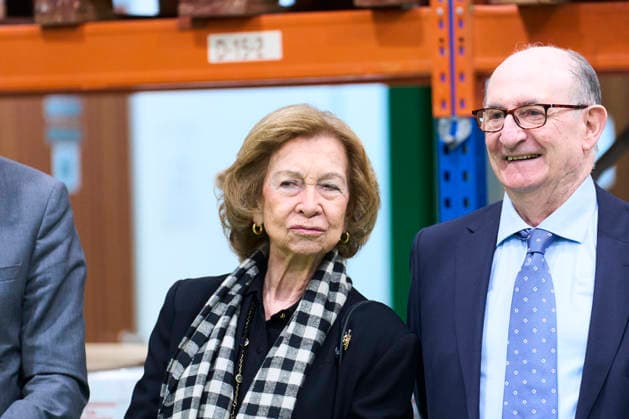 February 10, 2026, Basauri, Basque Country, Spain: Queen Sofia of Spain visits Bizkaia Food Bankining on February 10, 2026 in Basauri, Spain Basauri Spain  - ZUMAg15_ 20260210_zaf_g15_085 Copyright: xJackxAbuinx