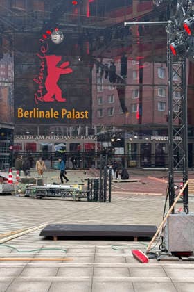 The Theater am Potsdamer Platz becomes the Berlinale Palast during the Berlinale 2026 76 Berlin International Film Festival, 10 02 2026 Foto:xN.xKubelkax xFuturexImagex berlinale_aufbau_6202