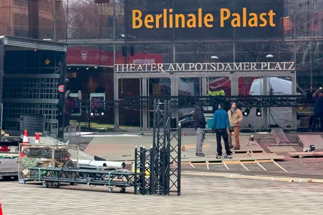 The Theater am Potsdamer Platz becomes the Berlinale Palast during the Berlinale 2026 76 Berlin International Film Festival, 10 02 2026 Foto:xN.xKubelkax xFuturexImagex berlinale_aufbau_6205