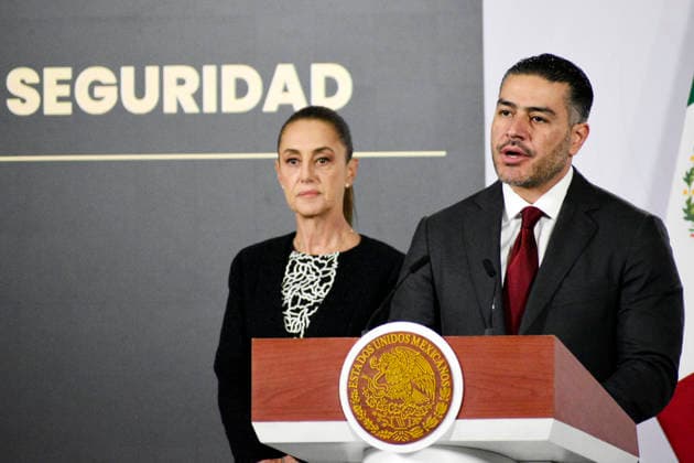 MexicoÃ¢â‚¬â ¢s President Claudia Sheinbaum Pardo is seen behind while the Secretary of Security and Citizen Protection, Omar Garcia Harfuch, speaking during a briefing conference on the monthly security report at National Palace. on February 10, 2026 in Mexico City, Mexico. Mexico City Mexico - ZUMAe321 20260210_zia_e321_006 Copyright: xLuisxBarronx
