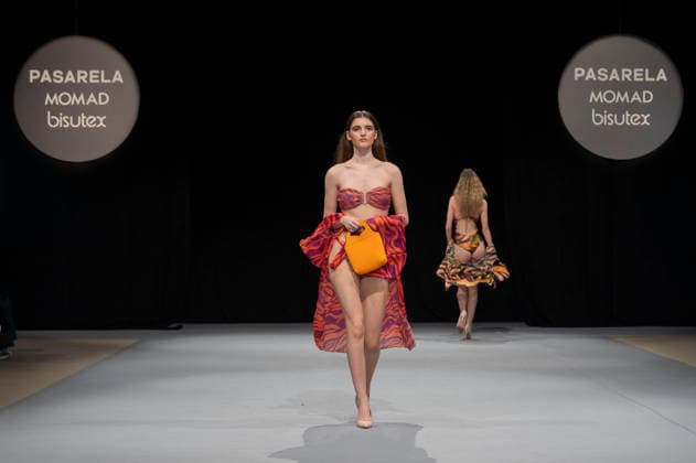 February 10, 2026, Madrid, Madrid, Spain: The model walks the runway at the MOMAD International Fashion Show, wearing designs by students from the ACQUADICOCCO, Madrid School of Fashion Design), Madrid, (02.06.26) Madrid Spain  - ZUMAc312 20260210_zsp_c312_041 Copyright: xOscarxManuelxSanchezx